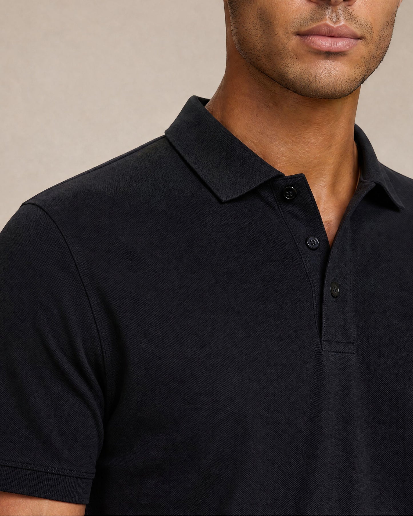 PRESTON OTTOMAN TEXTURED GOLF PERFORMANCE POLO  BLACK