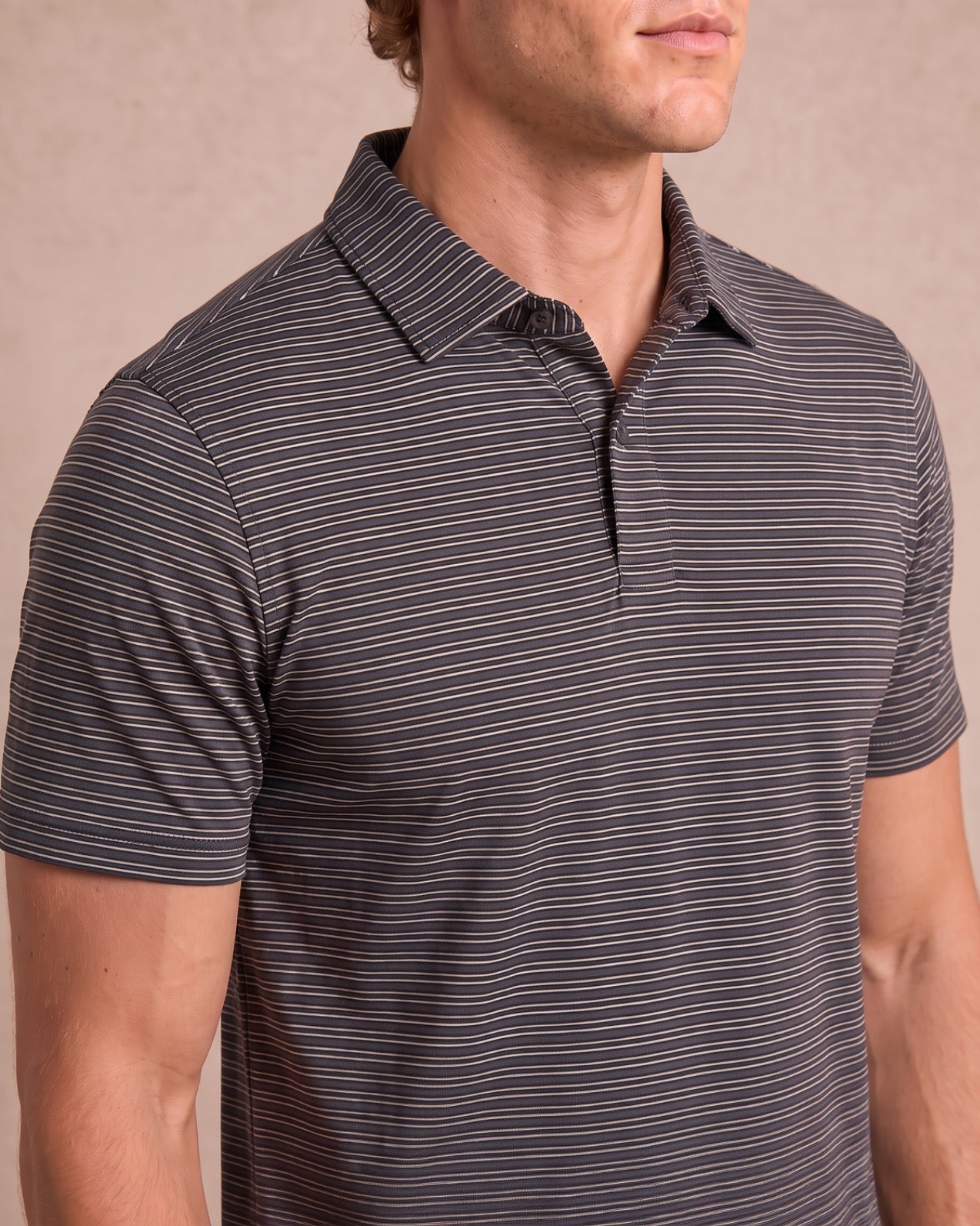 HUDSON GOLF PERFORMANCE POLO TRAIN TRACK BLACK